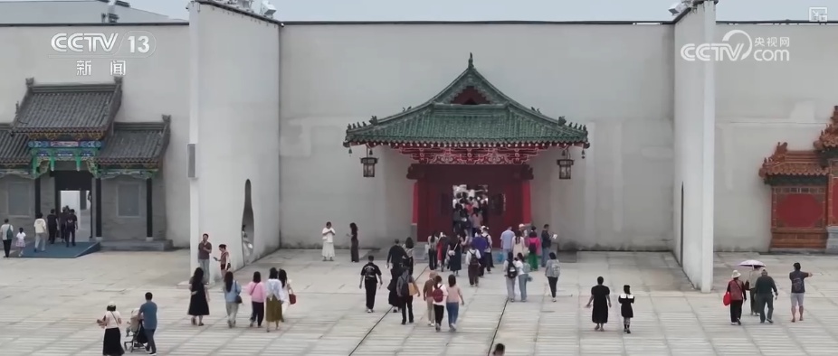 “又新又潮又好玩”！解码新消费图景 百亿元大项目如何影响你我？划重点↓
