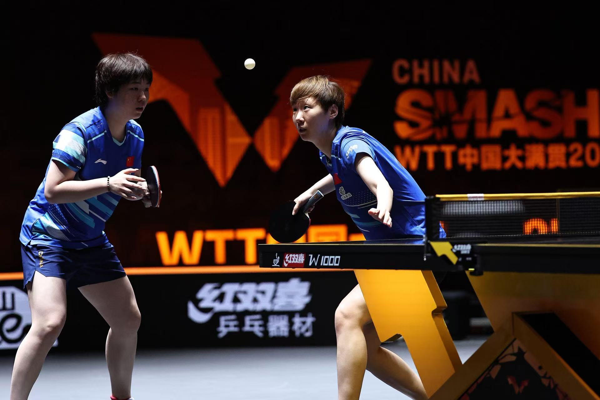 祝贺！王曼昱/蒯曼晋级WTT中国大满贯女双四强