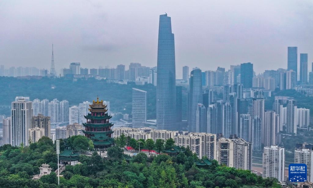 古今建筑同框彰显“新韵重庆”独特魅力