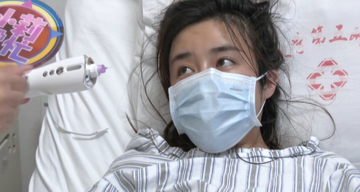 郑州女子为体验瘦身打100多针，胳膊溃烂被挖50多个洞引流……