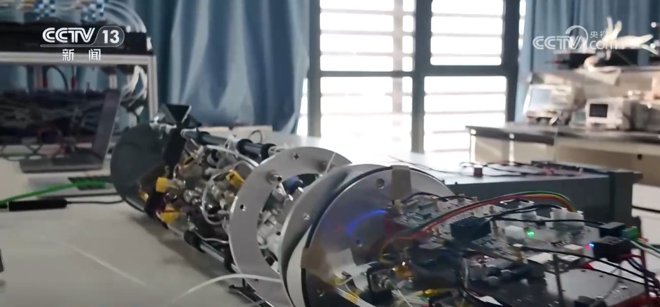 挺进万米深渊, 用“大国重器”解锁中国深度