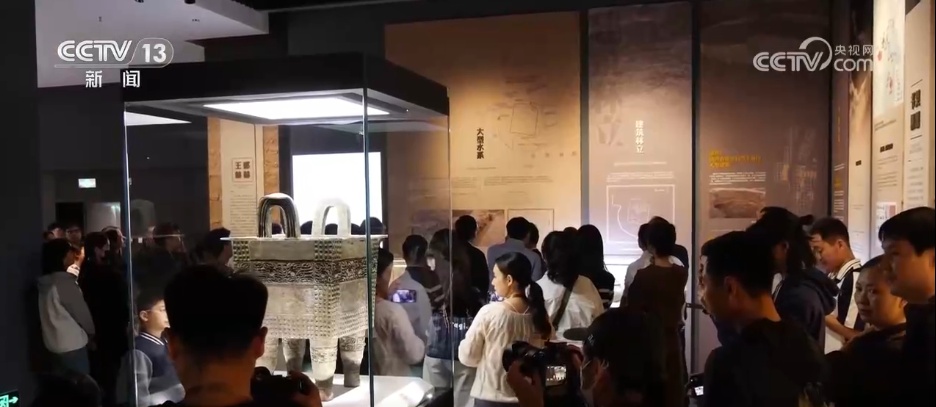 秦汉乐舞展演、大鼎回家……赴一场“文化之约” 博物馆里体验别样假日