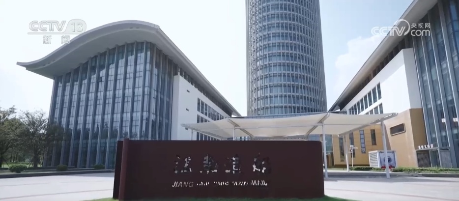 “工业+旅游”解锁跨界融合新空间 “硬核工业风+新业态”打造文旅新地标