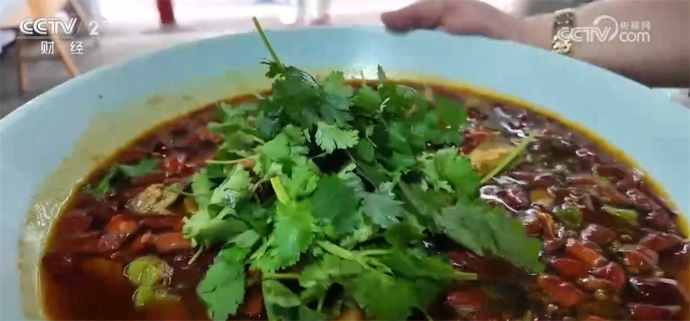 “舌尖”美味助力文旅消费 “小”鱼鲜串起数亿元“大”产业链