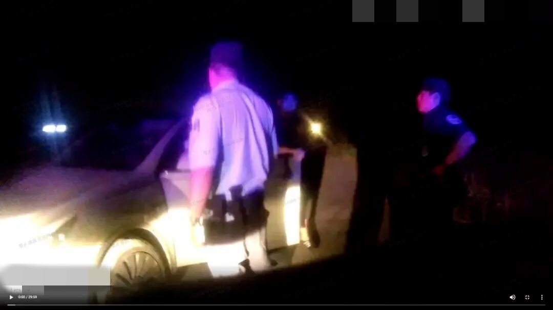 “我要举报我自己！”民警：拘了！
