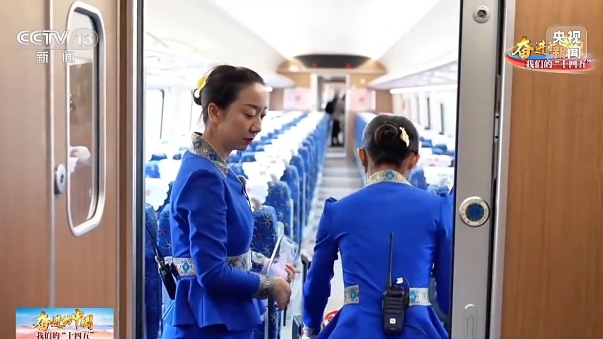 有个中国师父是种什么体验?老挝乘务员:从手把手到顶梁柱 有个中国师父是种什么体验?老挝乘务员:从手把手到顶梁柱