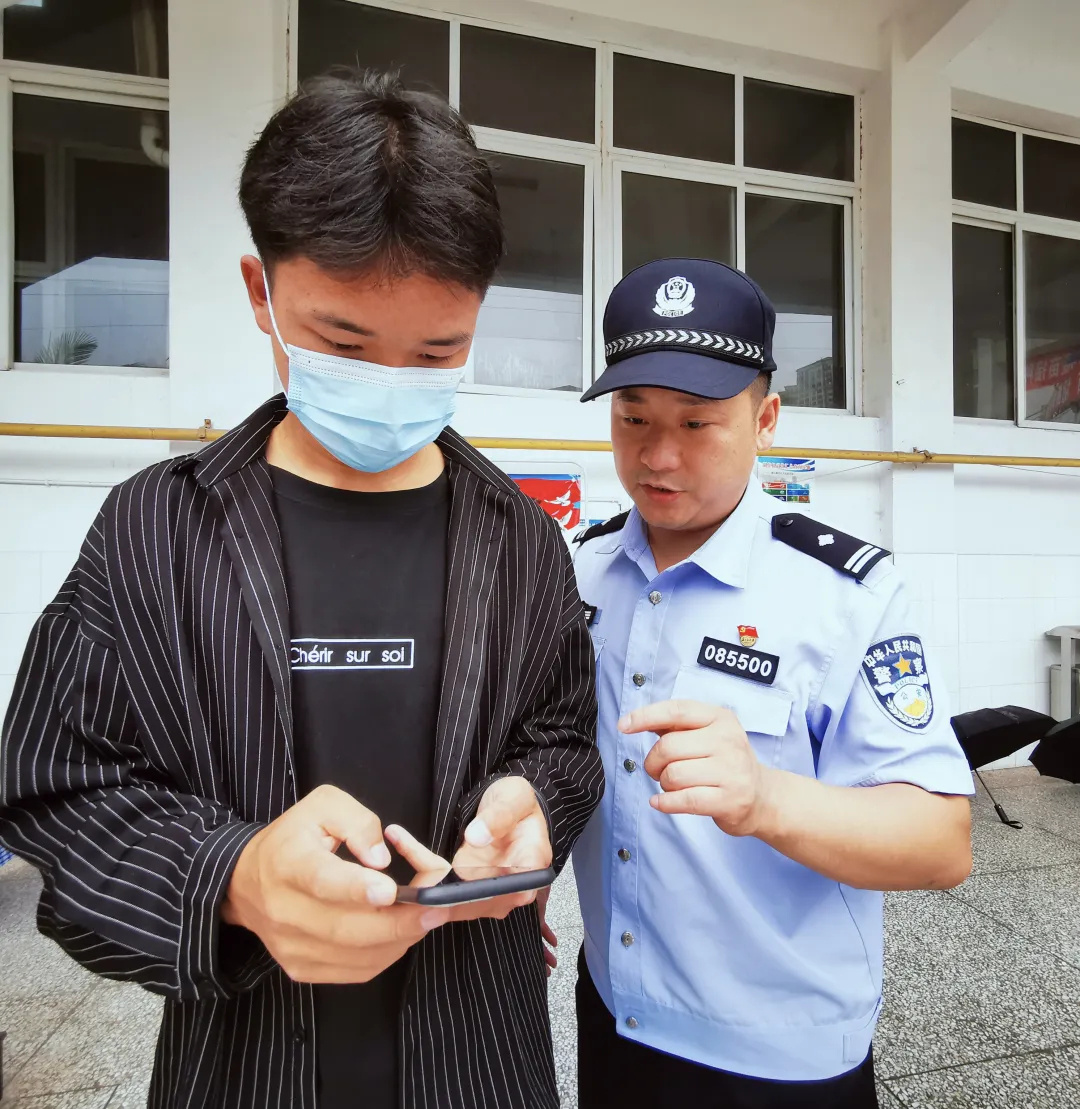 悲痛，李虎同志因公殉职！