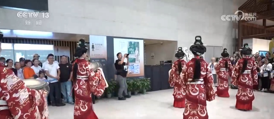 秦汉乐舞展演、大鼎回家……赴一场“文化之约” 博物馆里体验别样假日