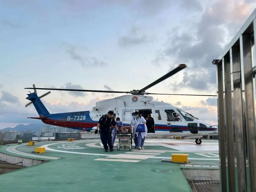 事发福建！出动直升机、海警船救援！