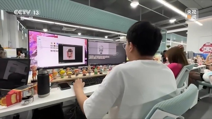 小玩偶撑起千亿大产业 中国潮玩全球“圈粉”