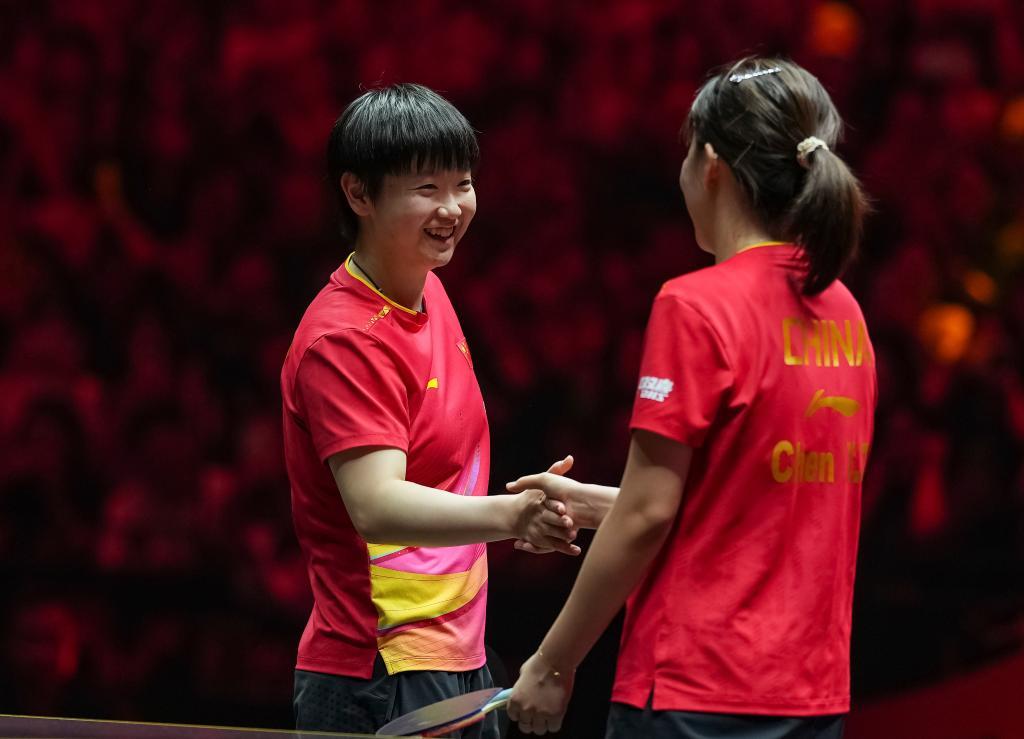 WTT中国大满贯赛：国乒获男、女双冠军 孙颖莎、王曼昱会师女单决赛