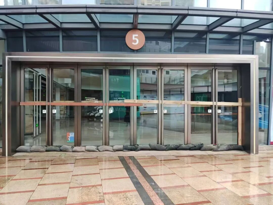 海口，“静”下来了