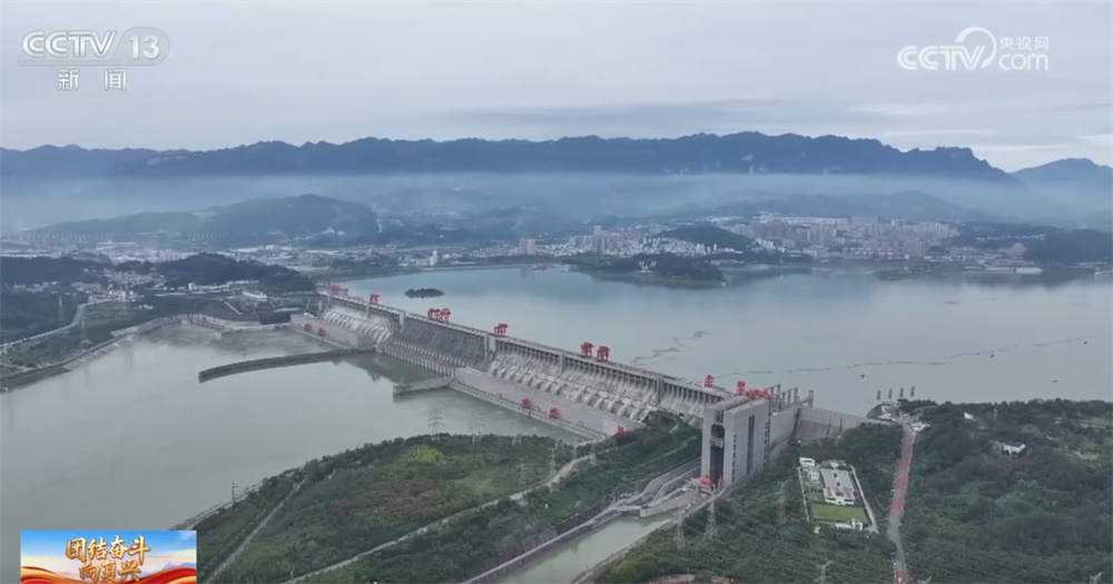 一批大国重器与“工业地标”化身“文化会客厅” 科普范儿扮靓“工业游” 一批大国重器与“工业地标”化身“文化会客厅” 科普范儿扮靓“工业游”