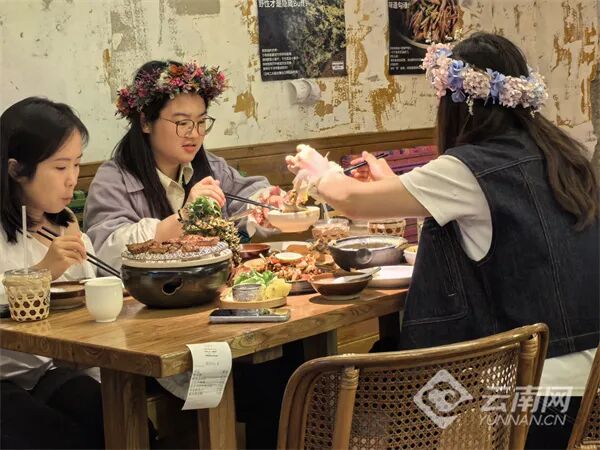 翻台率飙升！国庆假期昆明餐饮市场“火”力全开