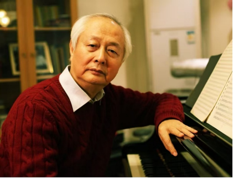 “妹妹你大胆地往前走”“大河向东流啊”……这些歌的作曲，是他→