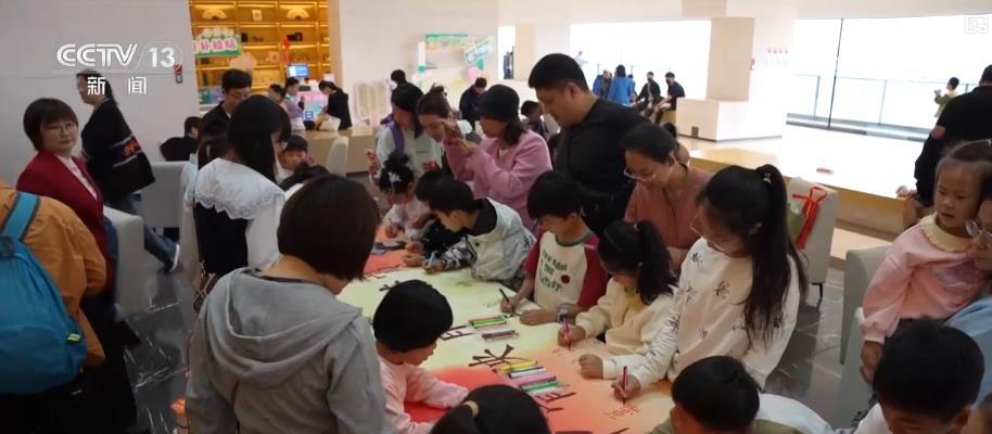 双节“文博游”出圈：甲骨文里赏明月 博物馆中过中秋