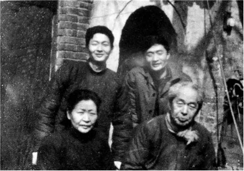 “妹妹你大胆地往前走”“大河向东流啊”……这些歌的作曲，是他→