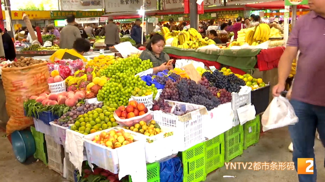 别再问怎么实现“水果自由”了，来云南逛市场，闭眼买都不心疼！