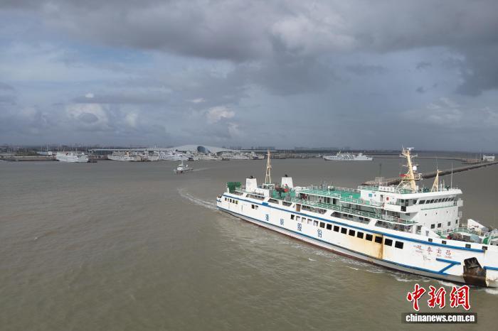 琼州海峡客滚运输全线复运 湛江海事多举措疏港保畅通
