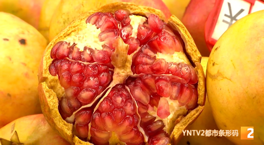 别再问怎么实现“水果自由”了，来云南逛市场，闭眼买都不心疼！