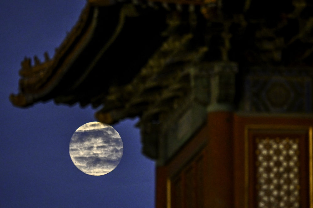 明月共此时 明月共此时