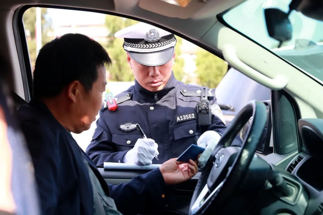 哈市今明迎来返程高峰！交管部门：这些路段和时段尽量避开