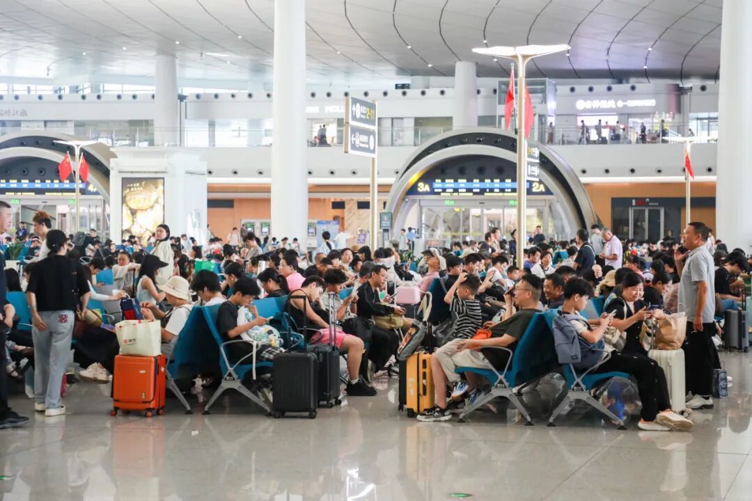 返程旅客注意!杭州东站、西站开启通宵运营 返程旅客注意!杭州东站、西站开启通宵运营