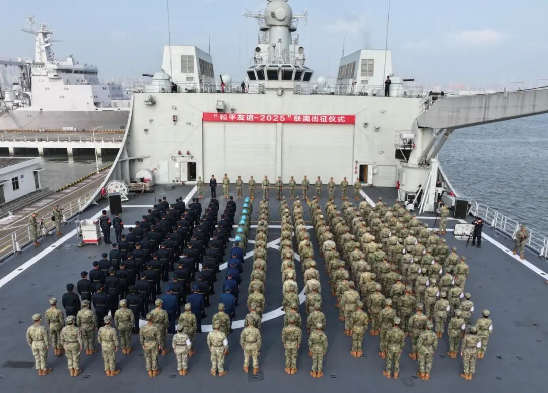 南部战区：700多名官兵，听令出征