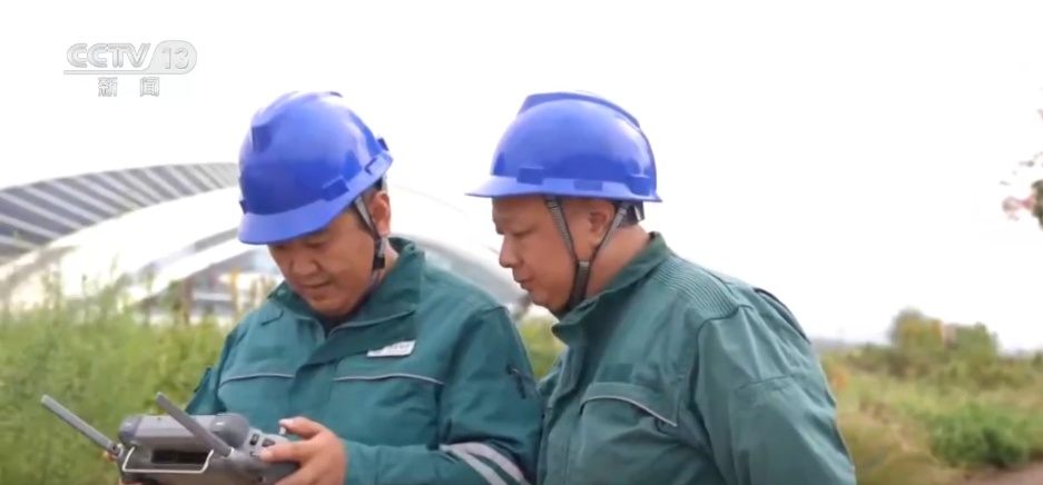 各地迎来返程高峰 多维暖心服务“上线”全力应对大客流考验 各地迎来返程高峰 多维暖心服务“上线”全力应对大客流考验