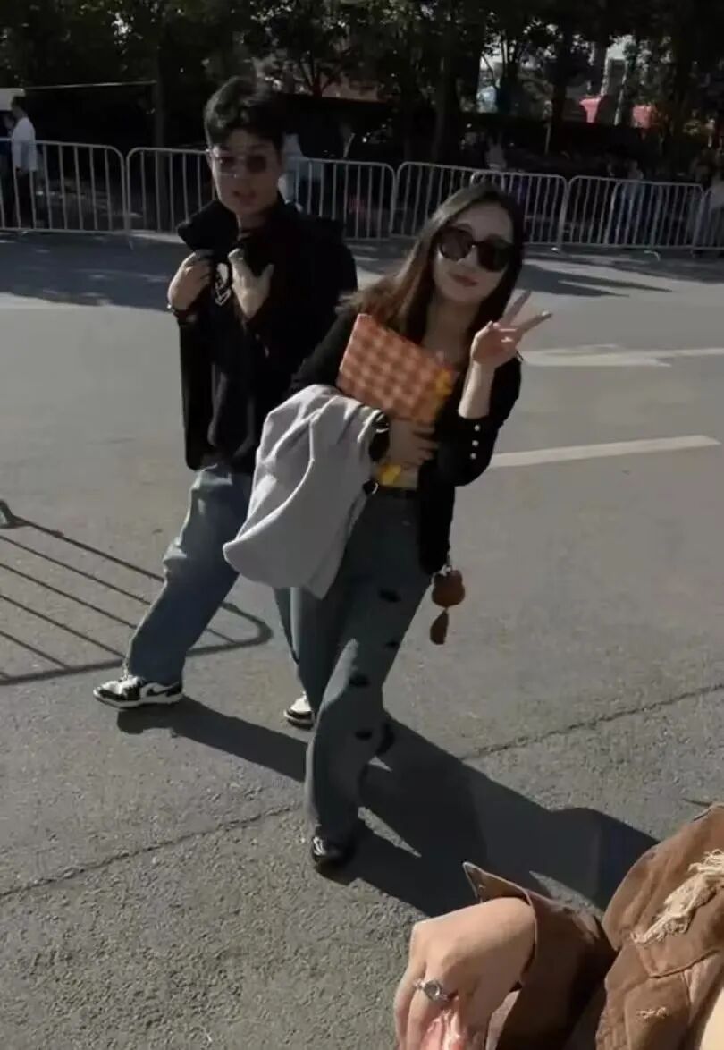 两名中国游客失联,中方敦促:争分夺秒 两名中国游客失联,中方敦促:争分夺秒