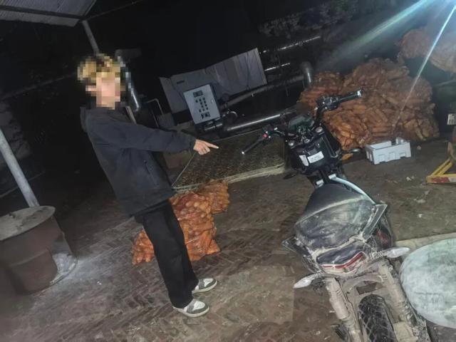 人赃俱获!临清警方河北擒贼,跨省电动车窃贼三人团覆灭,追回多辆车! 人赃俱获!临清警方河北擒贼,跨省电动车窃贼三人团覆灭,追回多辆车!