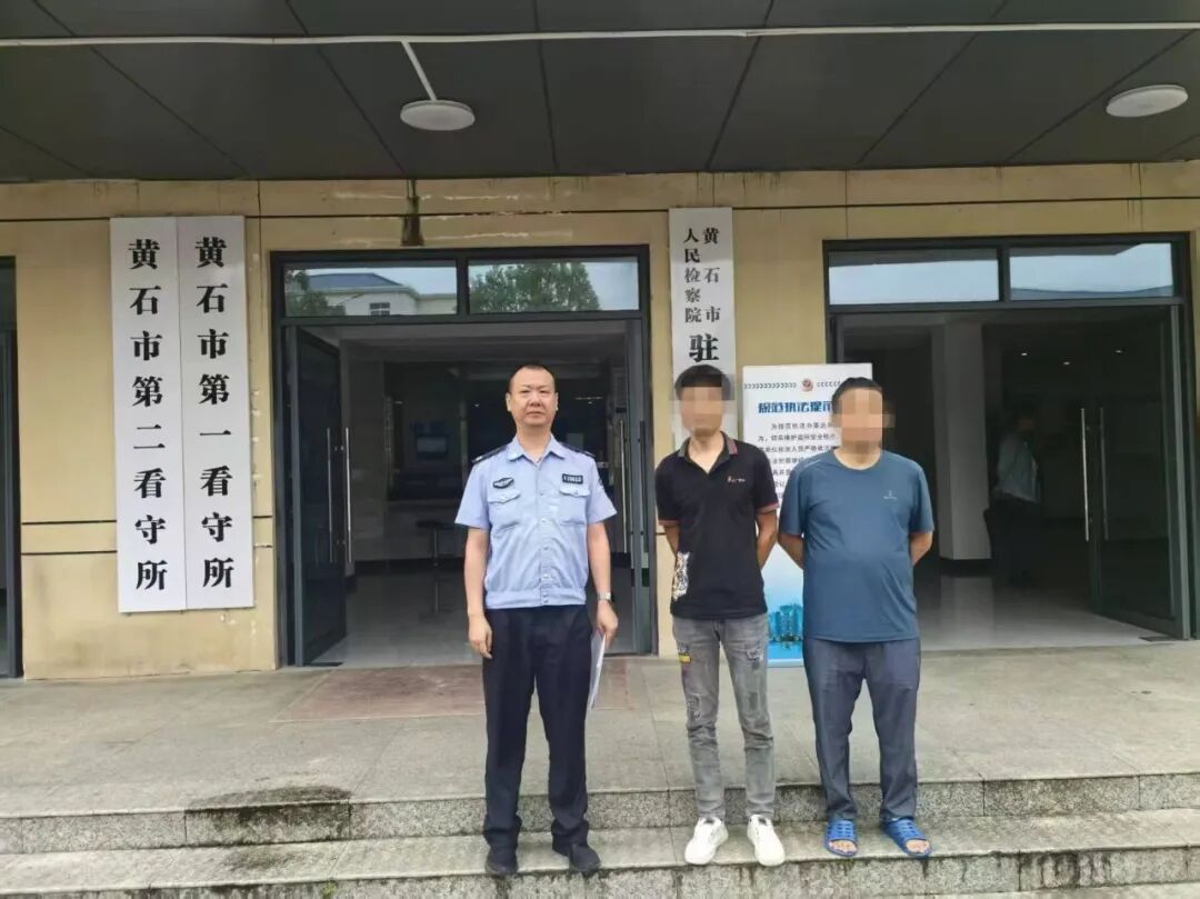 扫码支付有“商机”？他骗钱又骗物......民警：刑拘！