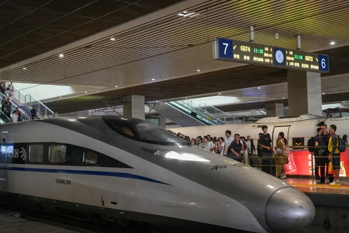 104.8万人!郑州铁路创单日旅客发送量历史新高 104.8万人!郑州铁路创单日旅客发送量历史新高