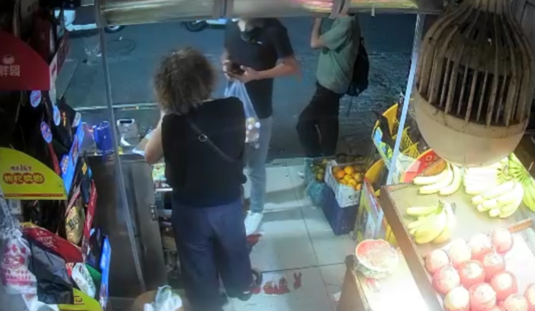 扫码支付有“商机”？他骗钱又骗物......民警：刑拘！