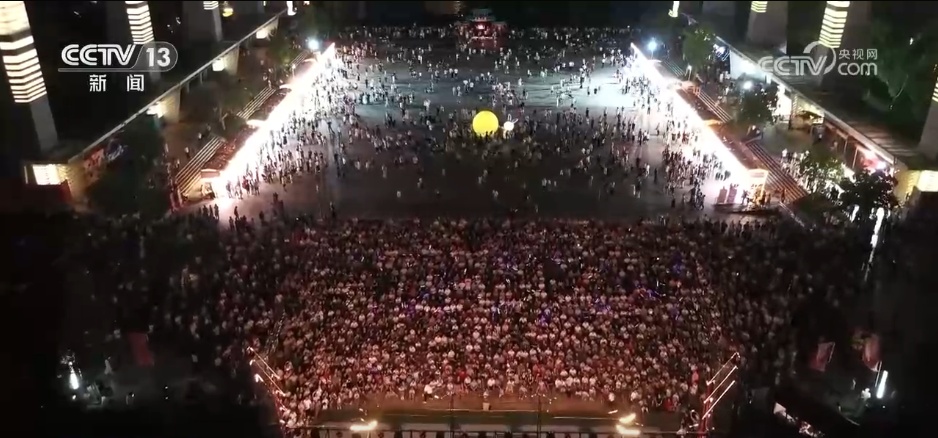 运动“嗨”国庆 假期“动起来” “体育+文旅”释放消费新动能