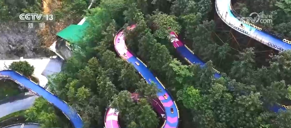 运动“嗨”国庆 假期“动起来” “体育+文旅”释放消费新动能