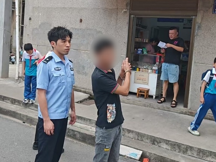 扫码支付有“商机”？他骗钱又骗物......民警：刑拘！