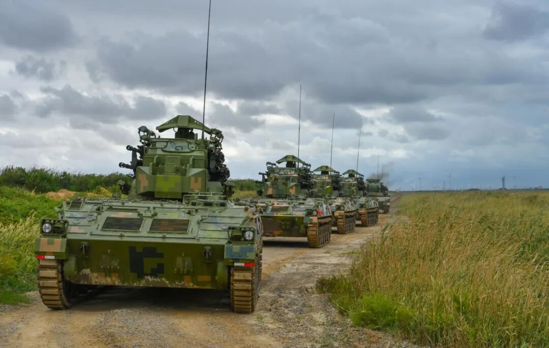 防空尖兵,昼夜鏖战! 防空尖兵,昼夜鏖战!