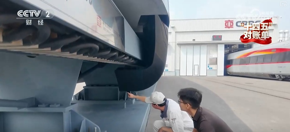 多角度感受科技创新“推背感” 中国在高水平科技自立自强轨道上跑出多个“加速度”