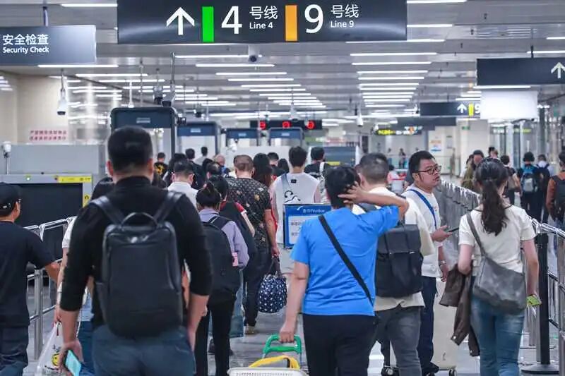 串联文旅与消费！成都地铁国庆中秋 5203.26 万人次答卷亮眼
