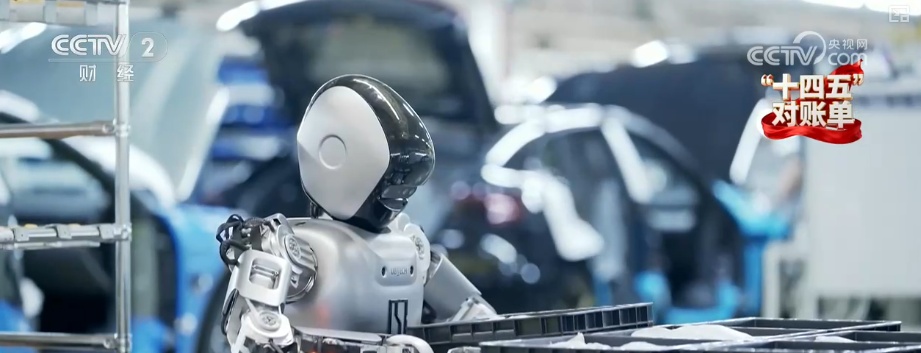 重塑发展格局 多组亮眼数据铸就“金融与实体经济共生共荣”生动答卷