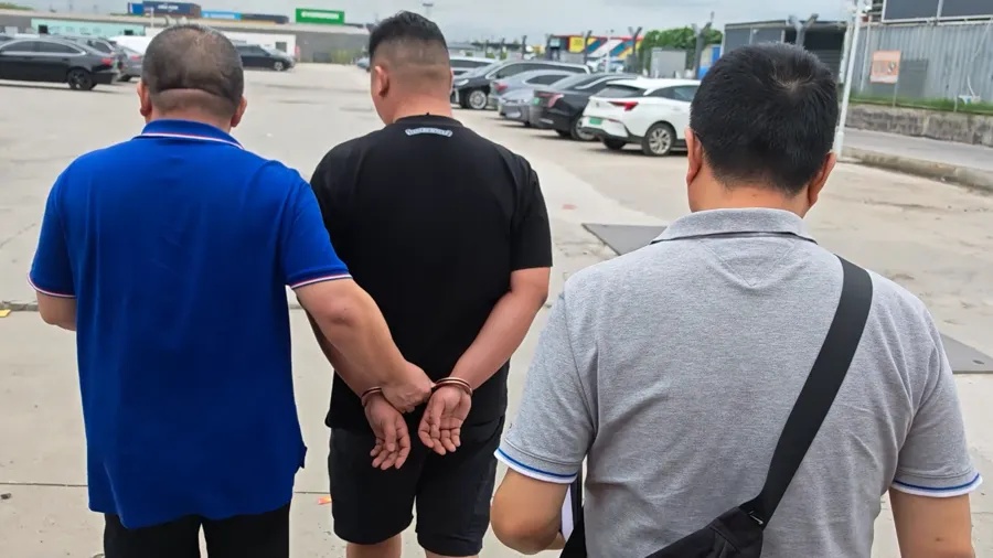 P个图就能赚钱？上海警方出手整顿网约车：4人被抓，45名司机和10家企业被罚