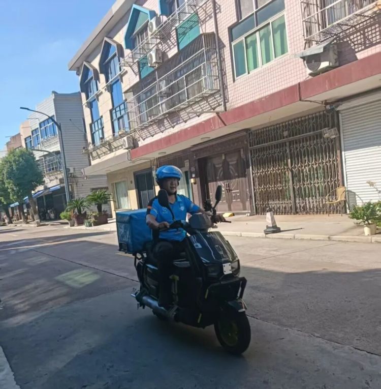 “你教我，我来！”宁波外卖小哥连线120，救下2个人