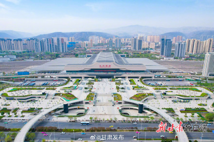 兰州铁路局实施新运行图 拓宽中欧班列物流新通道 兰州铁路局实施新运行图 拓宽中欧班列物流新通道