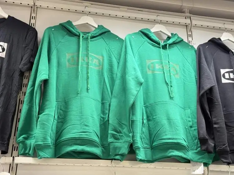 宜家卖衣服被网友吐槽：就我觉得丑吗？这颜色真的一言难尽...