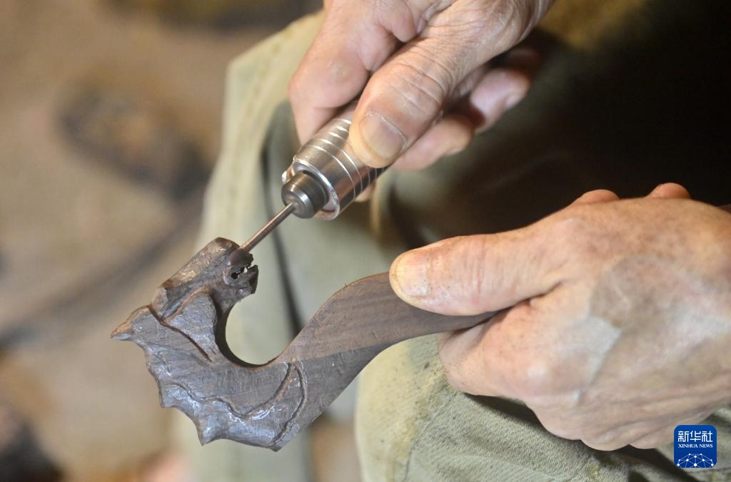 壮族马骨胡艺术:传承在悠扬乐声中的民族文化瑰宝 壮族马骨胡艺术:传承在悠扬乐声中的民族文化瑰宝