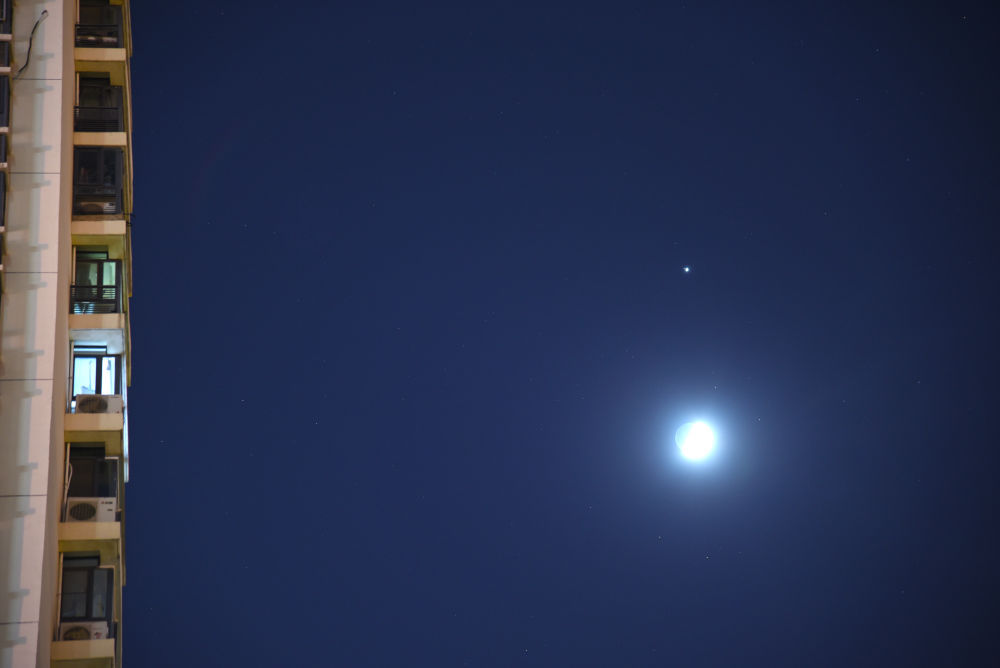 木星伴弦月,“星月童话”即将上演 木星伴弦月,“星月童话”即将上演