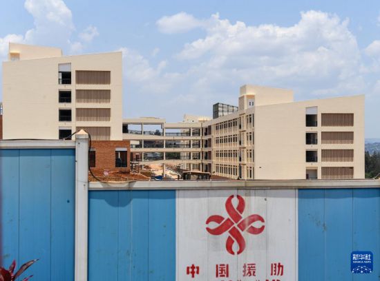 通讯丨从砖瓦的叠加,到生命的保障——卢旺达医院改扩建项目中的中企心愿 通讯丨从砖瓦的叠加,到生命的保障——卢旺达医院改扩建项目中的中企心愿