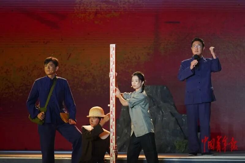 这堂课直接“燃”上热搜！你被刷屏了吗？