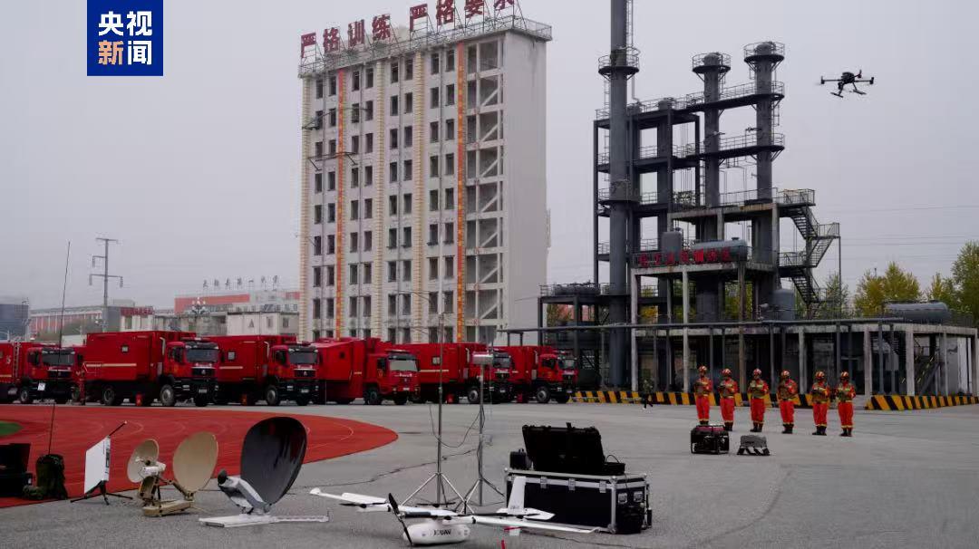 锤炼高原高寒地区应急救援能力 六省区消防救援总队进行演练 锤炼高原高寒地区应急救援能力 六省区消防救援总队进行演练